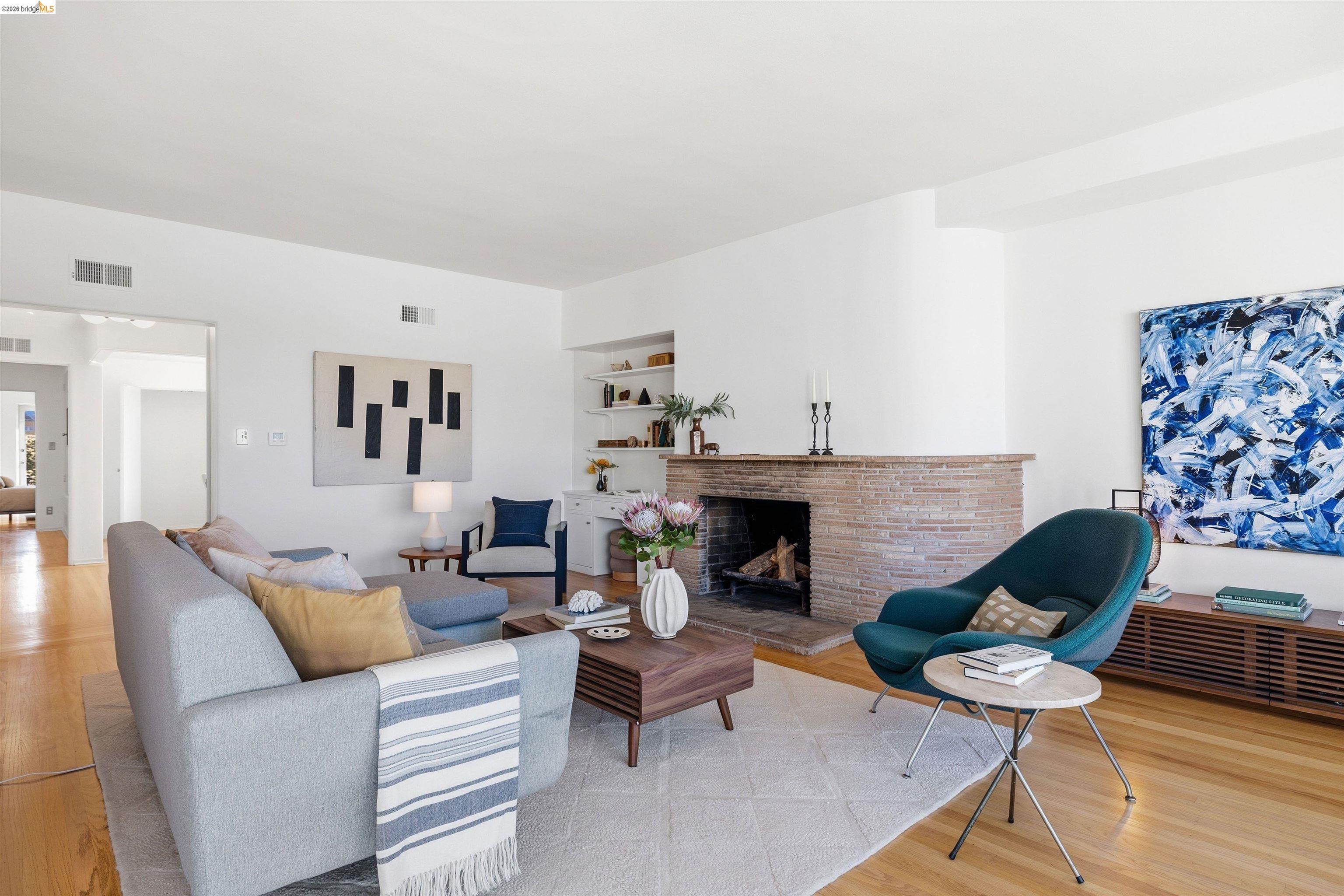 Photo #11: 41126130 Listing: Photo #11