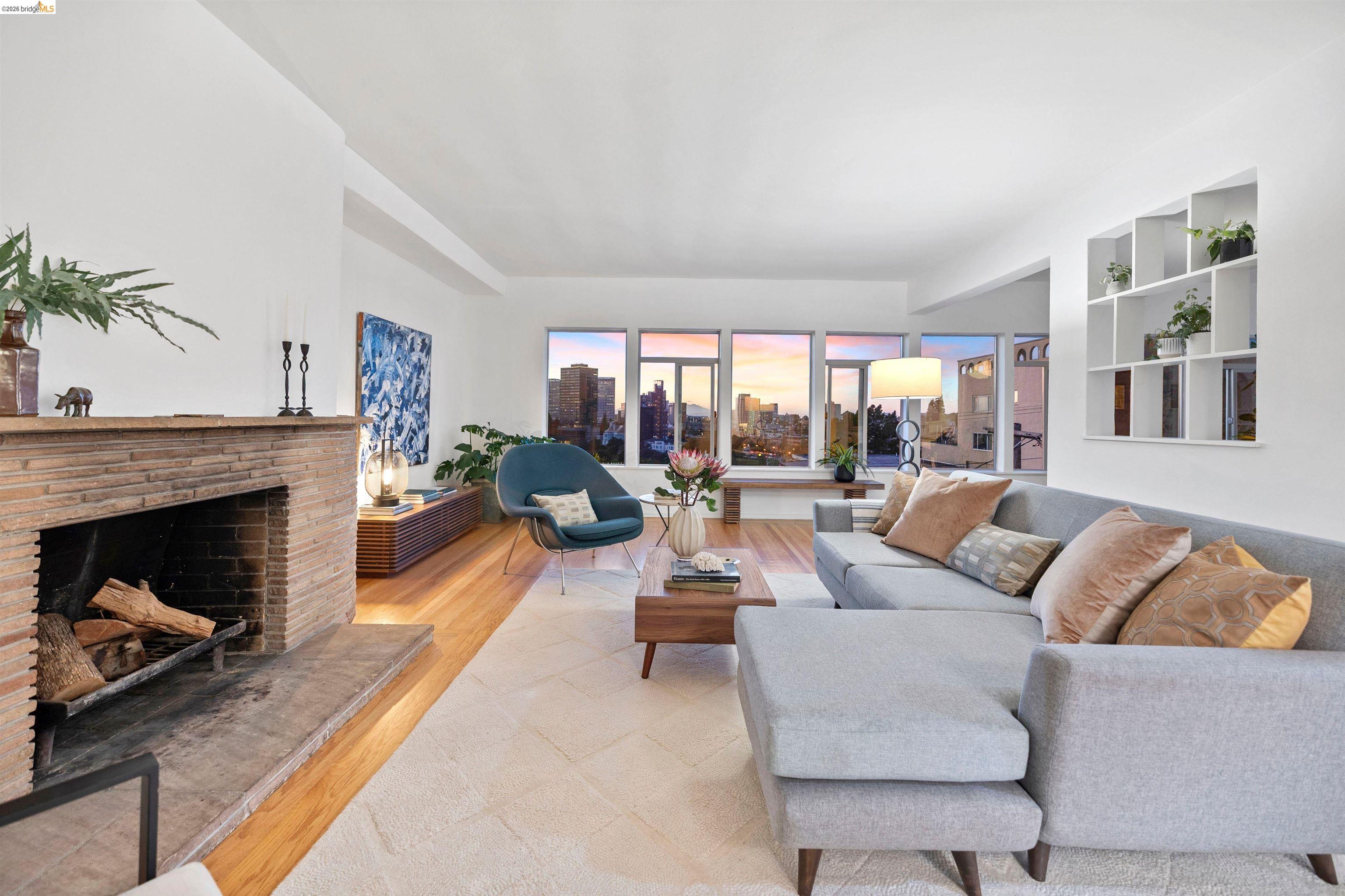 Photo #3: 41126130 Listing: Photo #3