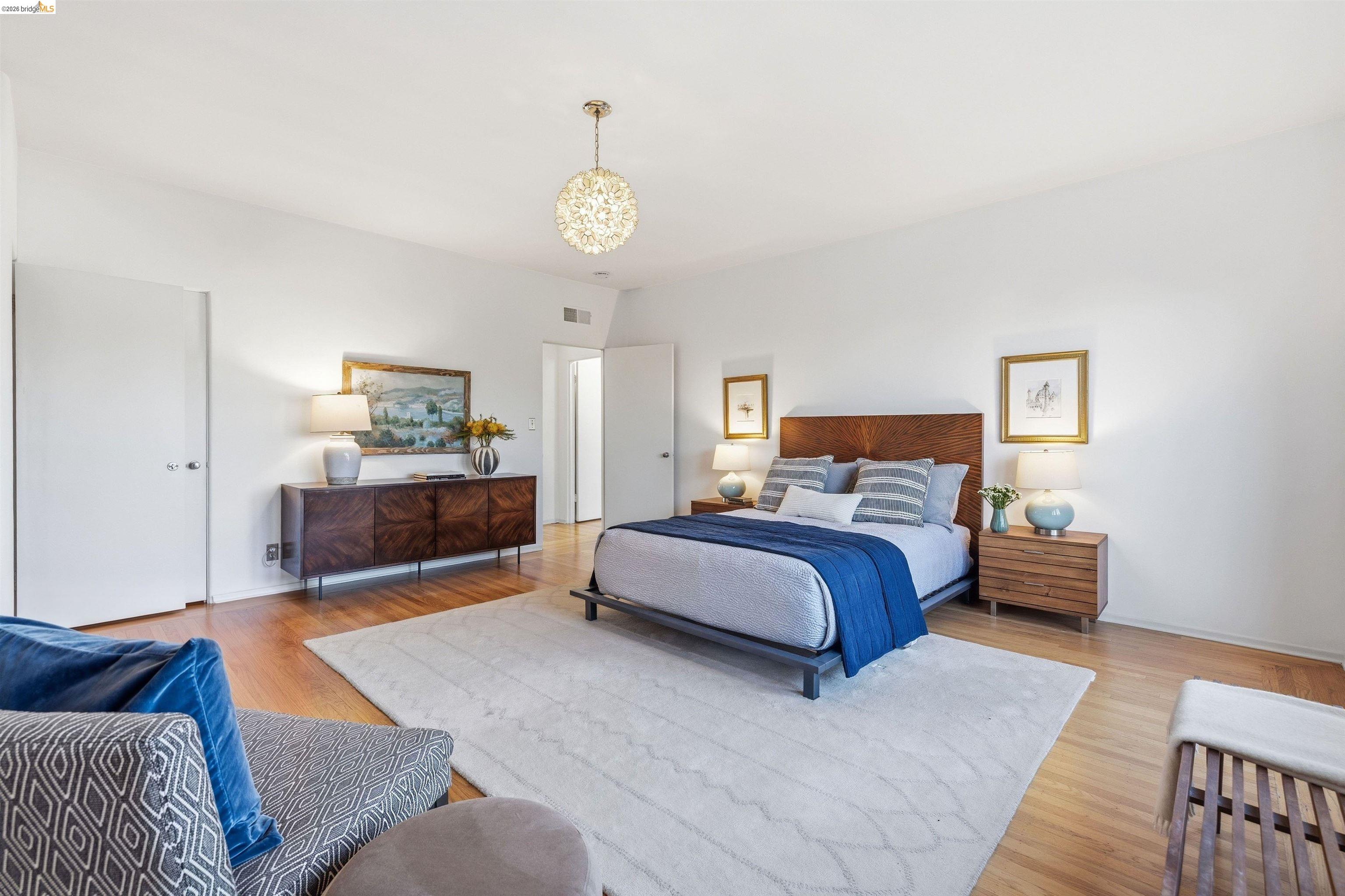 Photo #25: 41126130 Listing: Photo #25