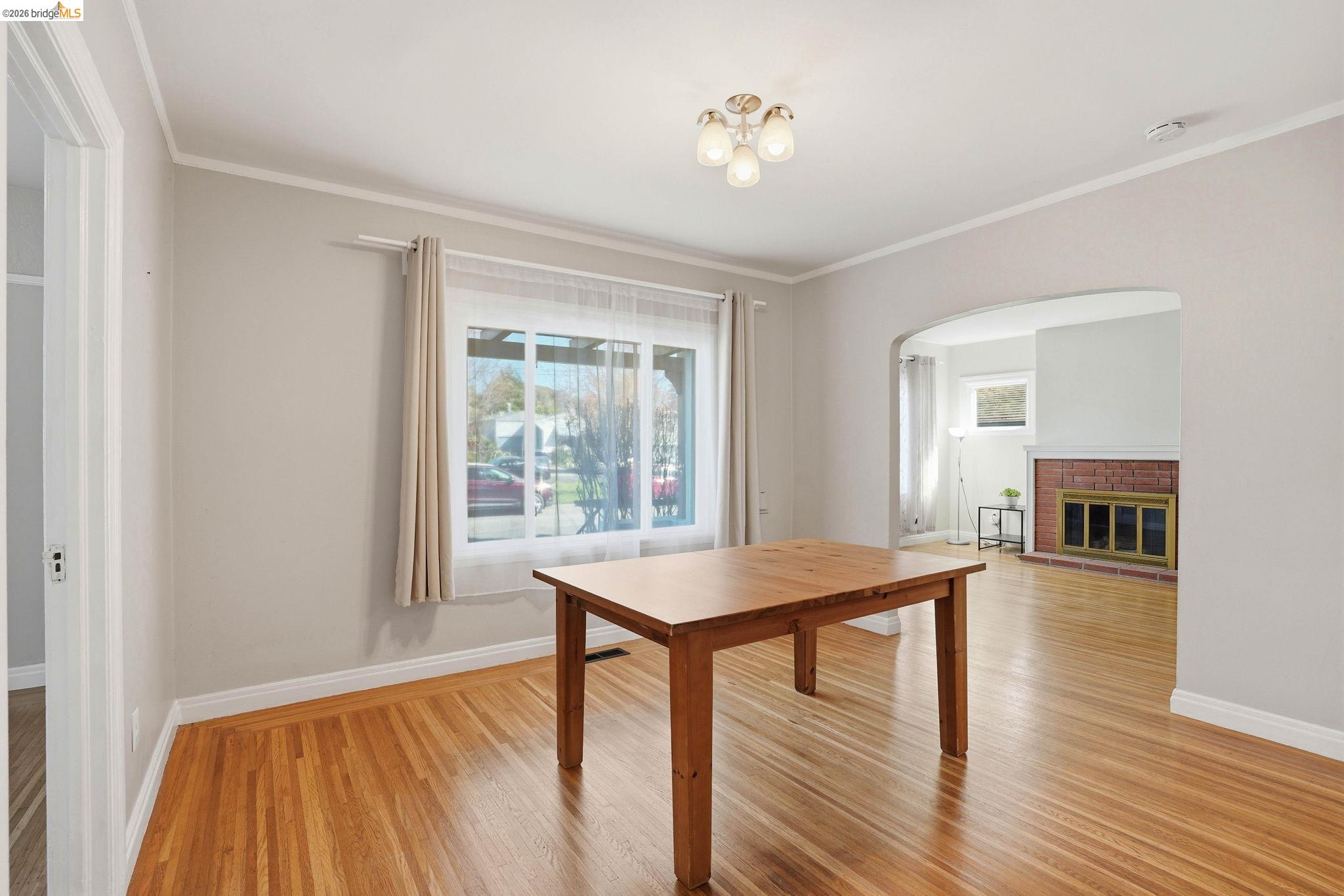 Detail Gallery Image 18 of 43 For 840 Key Route Blvd, Albany,  CA 94706 - 5 Beds | 2 Baths