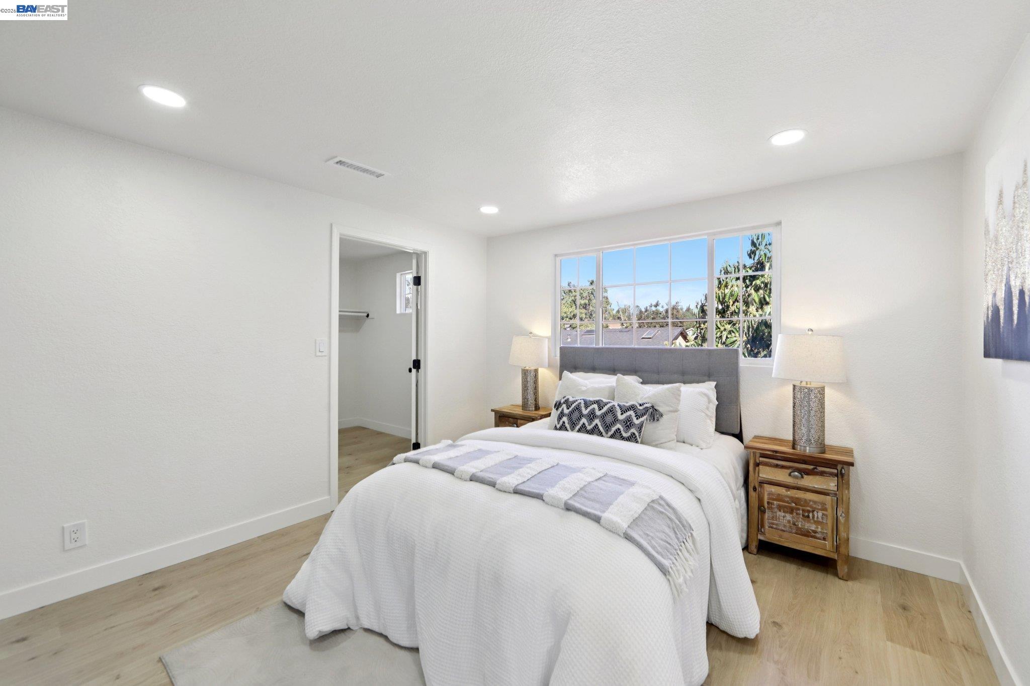 Detail Gallery Image 18 of 37 For 41330 Roberts Ave, Fremont,  CA 94538 - 5 Beds | 3 Baths