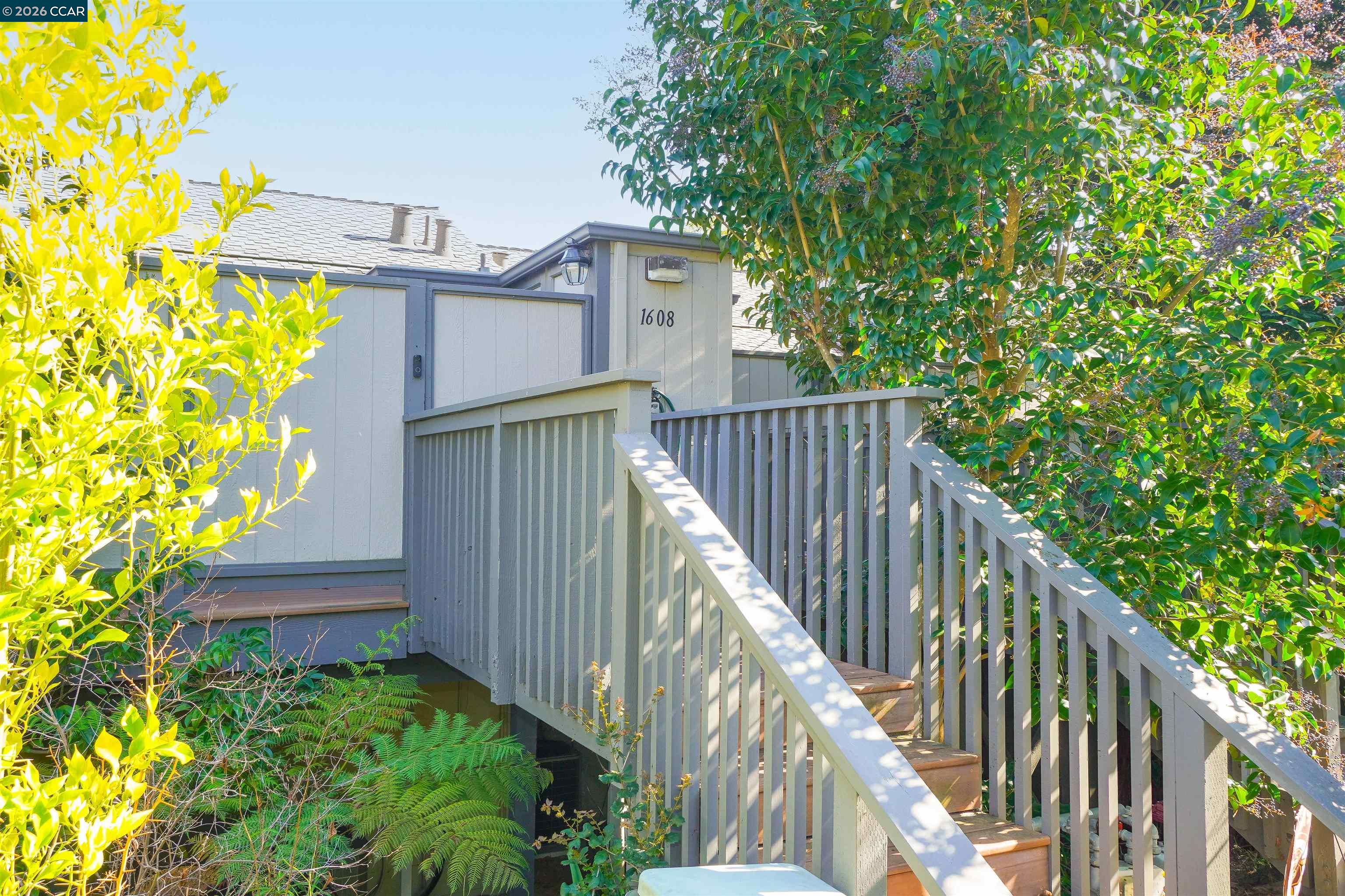 Homes For Sale in Martinez, CA