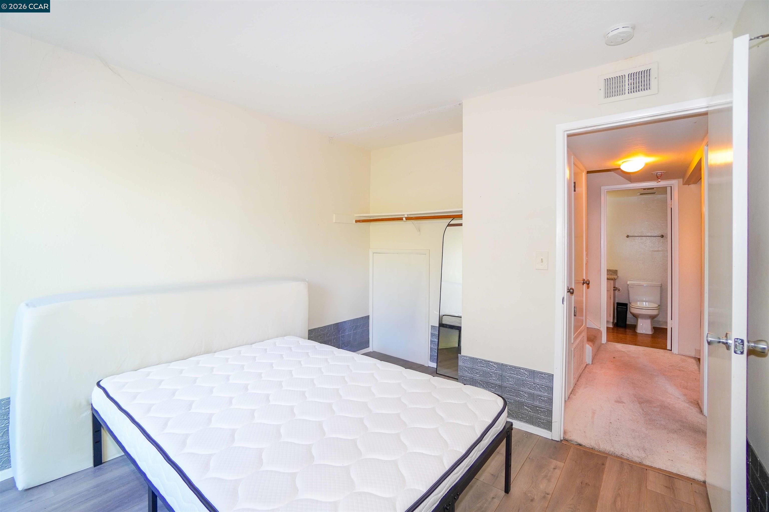 Photo #25: 41126134 Listing: Photo #25