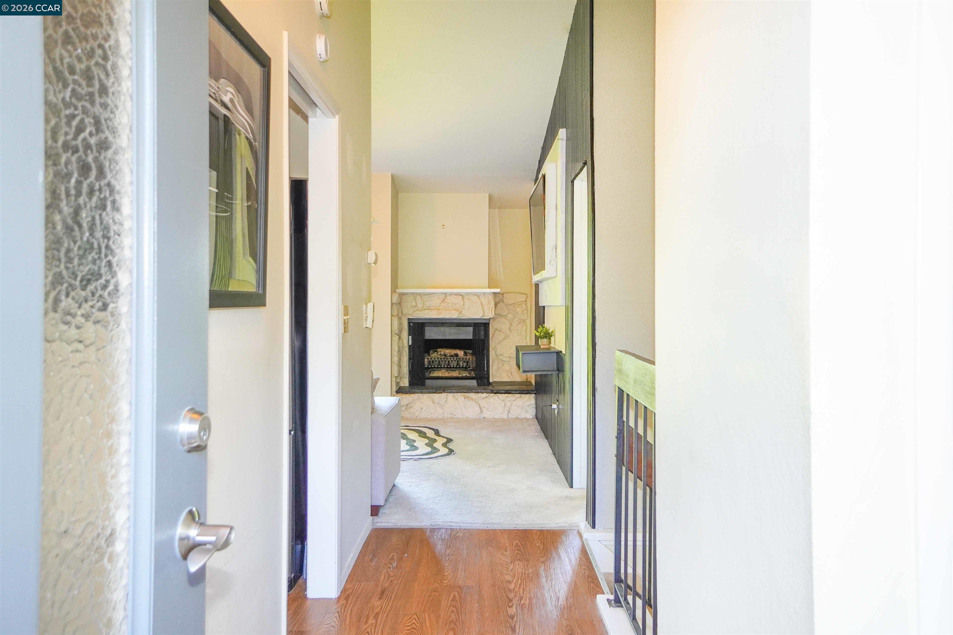 Photo #4: 41126134 Listing: Photo #4