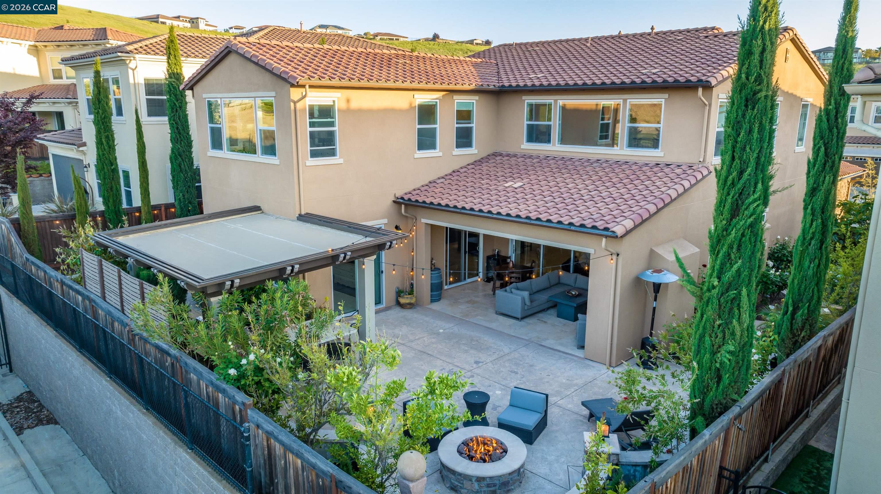 Detail Gallery Image 14 of 25 For 2004 Drysdale St, Danville,  CA 94506 - 4 Beds | 4/1 Baths