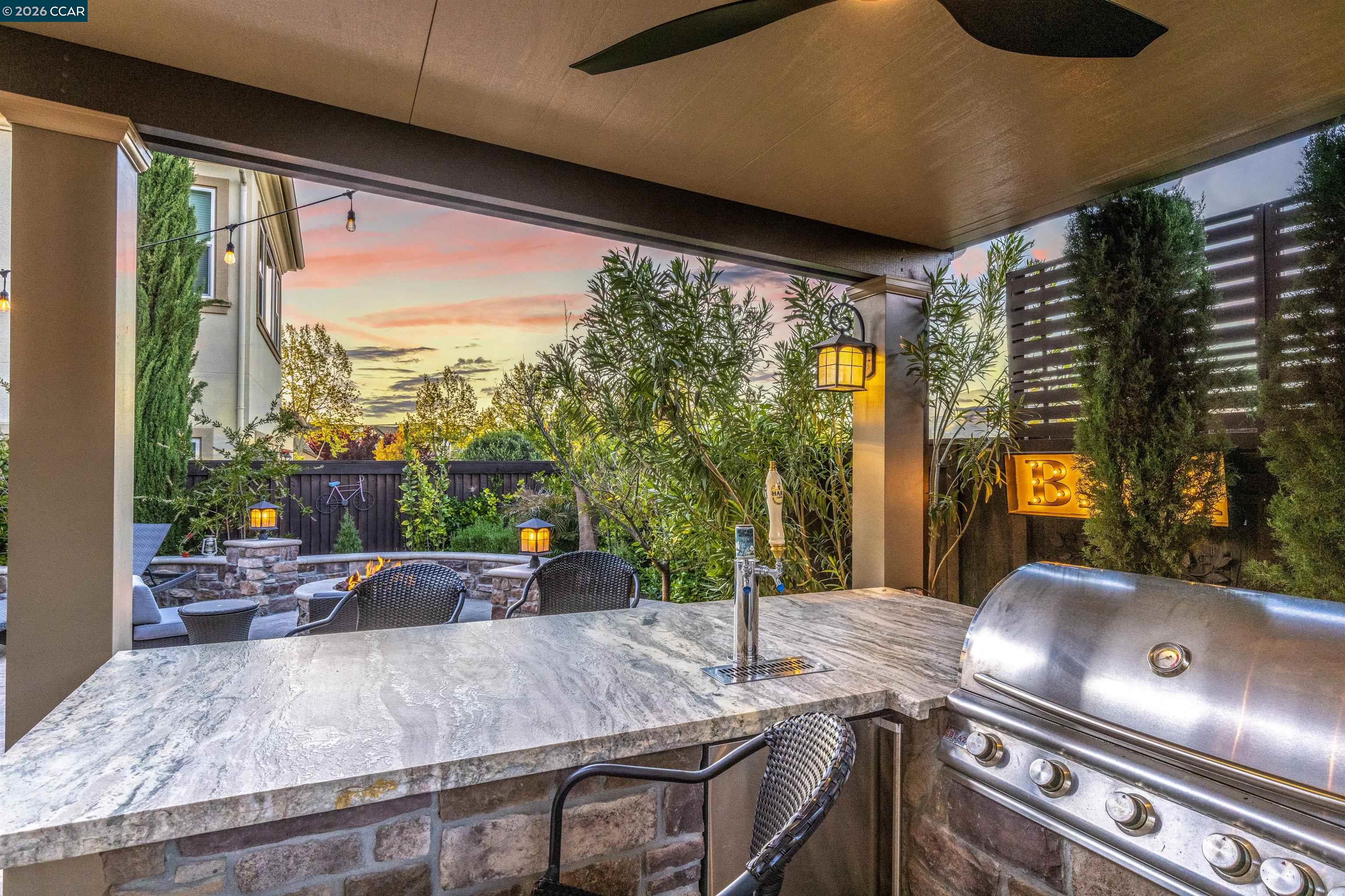 Detail Gallery Image 9 of 25 For 2004 Drysdale St, Danville,  CA 94506 - 4 Beds | 4/1 Baths