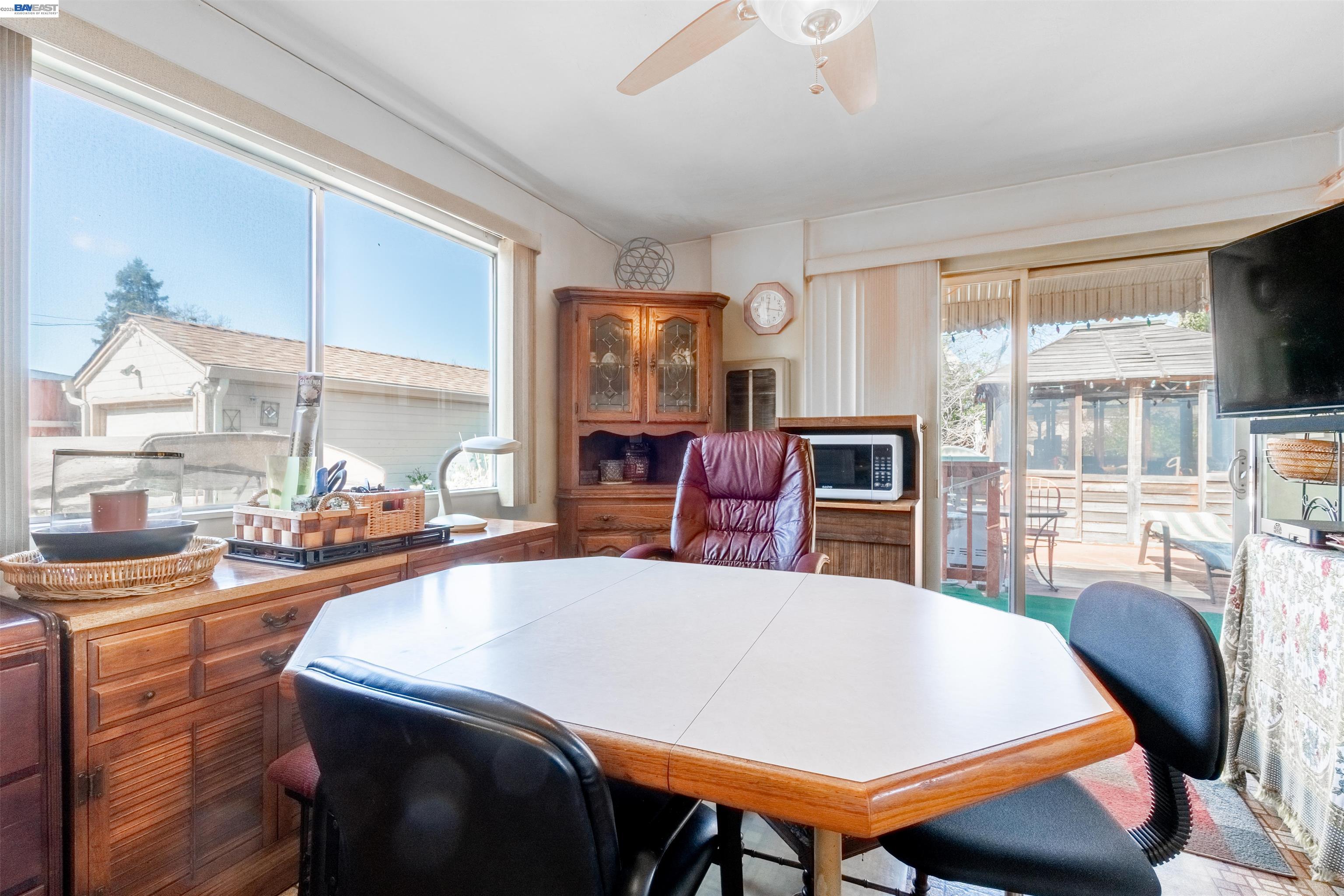 Detail Gallery Image 11 of 31 For 308 Elsie Ave, San Leandro,  CA 94577 - 3 Beds | 1/1 Baths