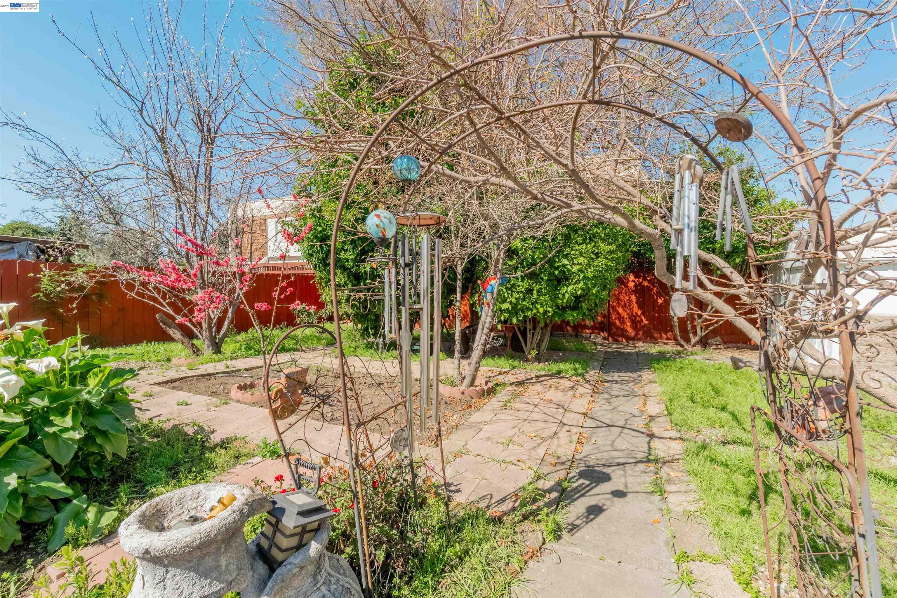 Detail Gallery Image 26 of 31 For 308 Elsie Ave, San Leandro,  CA 94577 - 3 Beds | 1/1 Baths