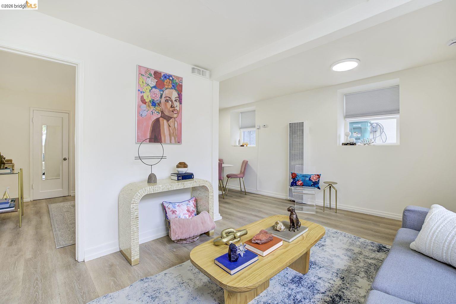 Detail Gallery Image 30 of 51 For 3929 Ruby St, Oakland,  CA 94609 - 4 Beds | 2 Baths