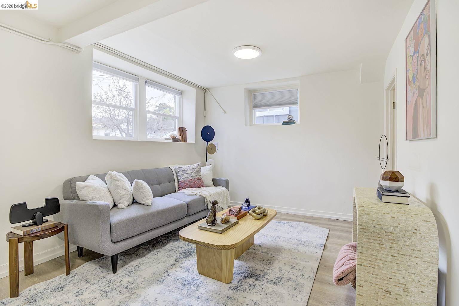 Detail Gallery Image 33 of 51 For 3929 Ruby St, Oakland,  CA 94609 - 4 Beds | 2 Baths