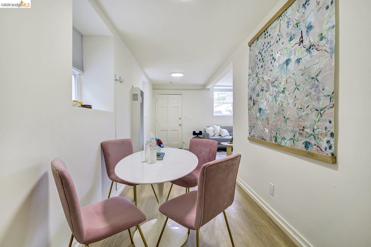 Detail Gallery Image 35 of 51 For 3929 Ruby St, Oakland,  CA 94609 - 4 Beds | 2 Baths