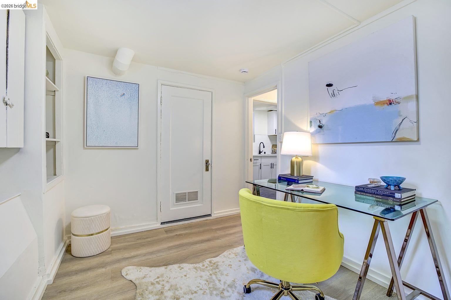 Detail Gallery Image 39 of 51 For 3929 Ruby St, Oakland,  CA 94609 - 4 Beds | 2 Baths