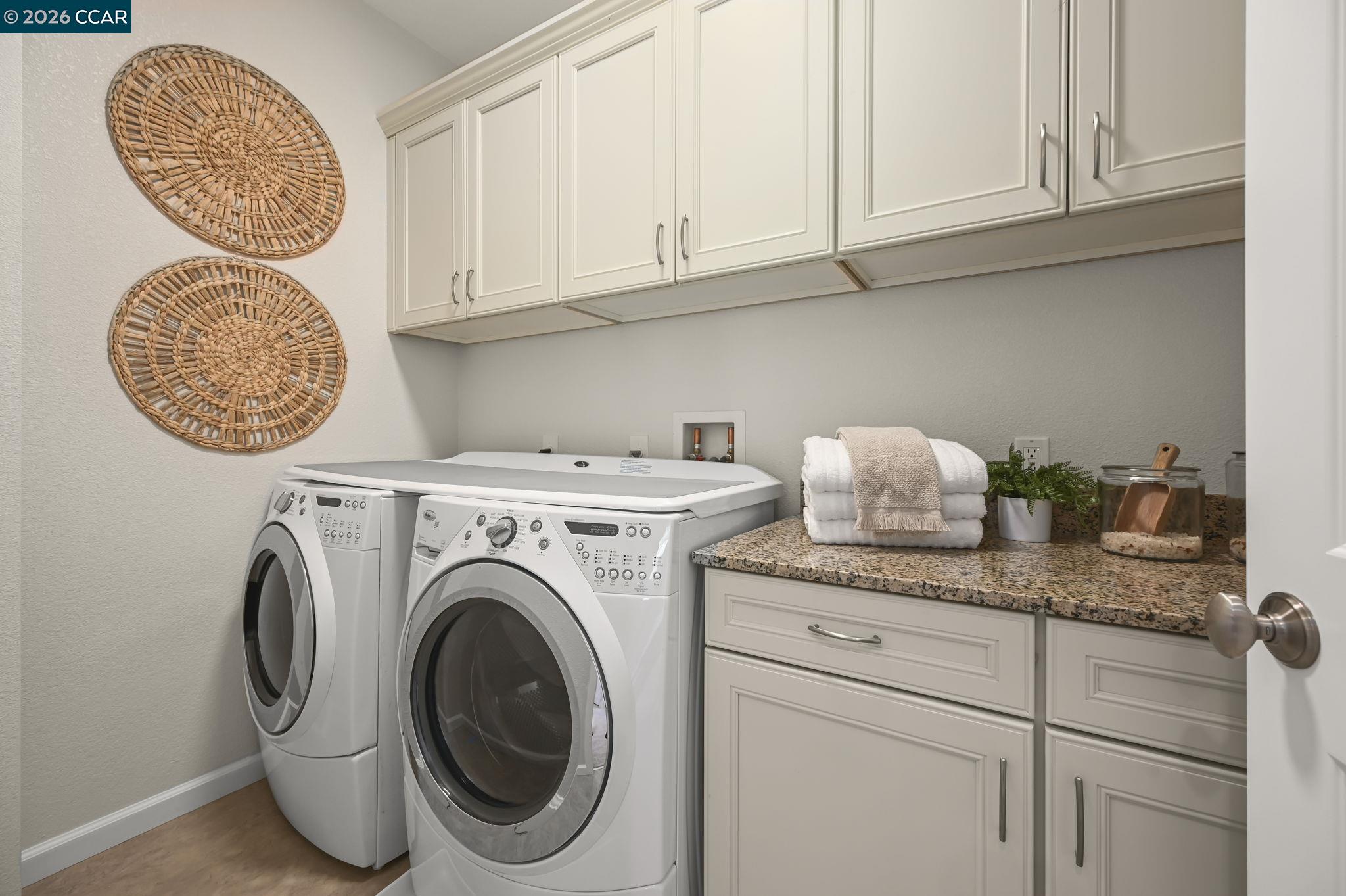 Detail Gallery Image 16 of 49 For 12 Paddock Ct, Pleasant Hill,  CA 94523 - 4 Beds | 3 Baths