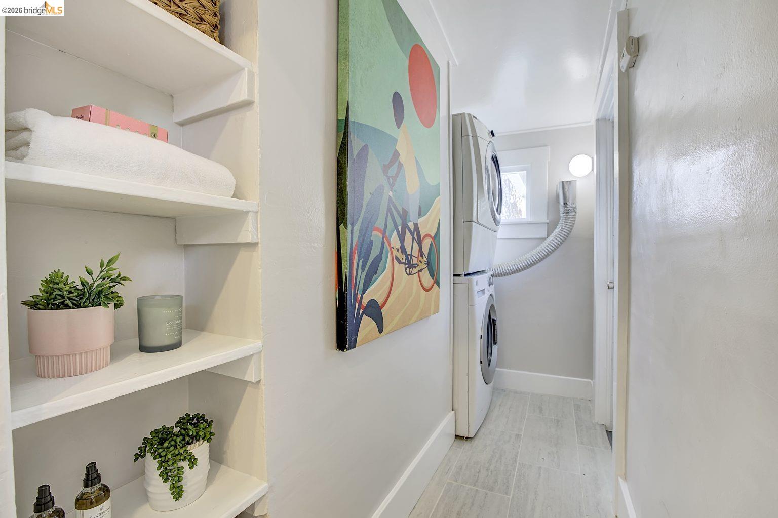 Detail Gallery Image 26 of 51 For 3929 Ruby St, Oakland,  CA 94609 - – Beds | – Baths