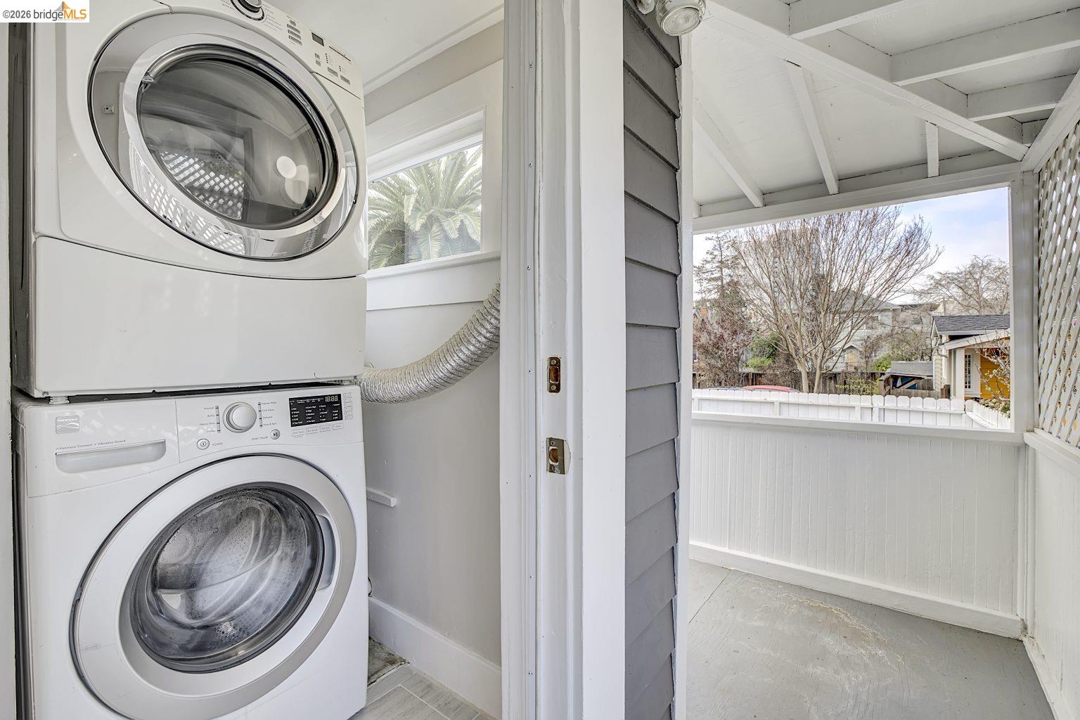 Detail Gallery Image 27 of 51 For 3929 Ruby St, Oakland,  CA 94609 - – Beds | – Baths