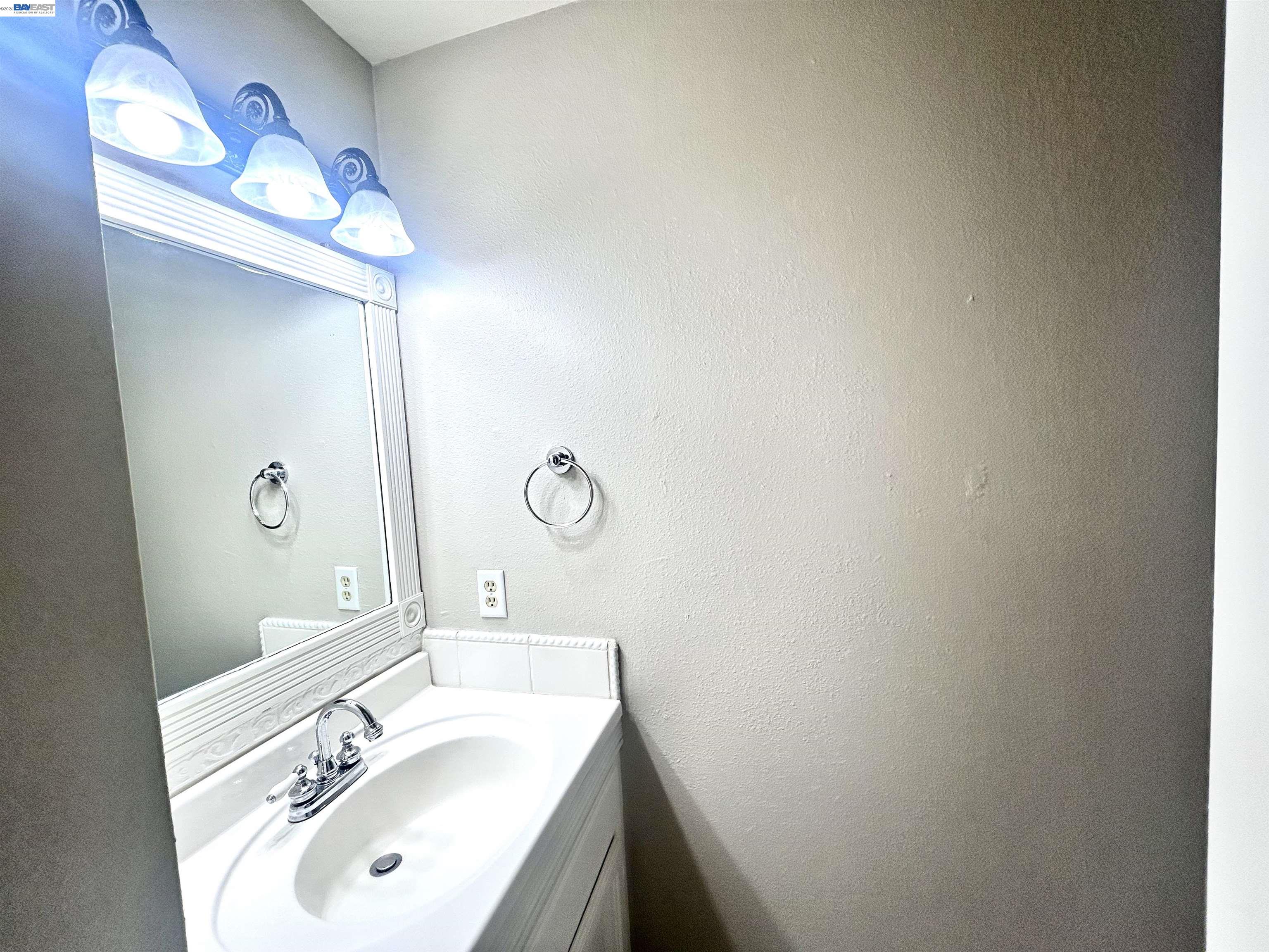 Detail Gallery Image 7 of 29 For 3148 Andre Ln, Turlock,  CA 95382 - 2 Beds | 1/1 Baths