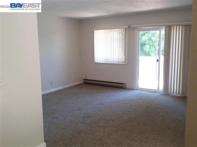 Detail Gallery Image 2 of 16 For 27162 Tampa Ave #72,  Hayward,  CA 94544-4458 - 2 Beds | 1 Baths