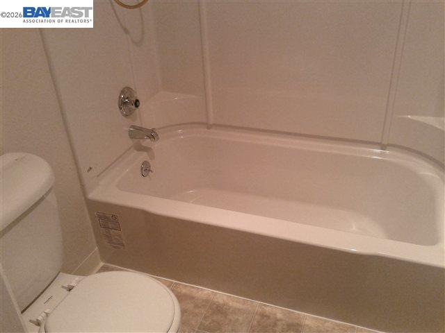 Detail Gallery Image 10 of 16 For 27162 Tampa Ave #72,  Hayward,  CA 94544-4458 - 2 Beds | 1 Baths