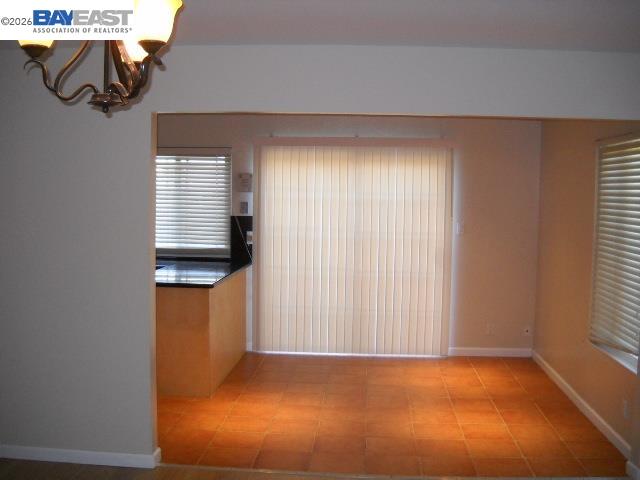 Detail Gallery Image 5 of 20 For 27666 Del Norte Ct, Hayward,  CA 94545 - 3 Beds | 2 Baths