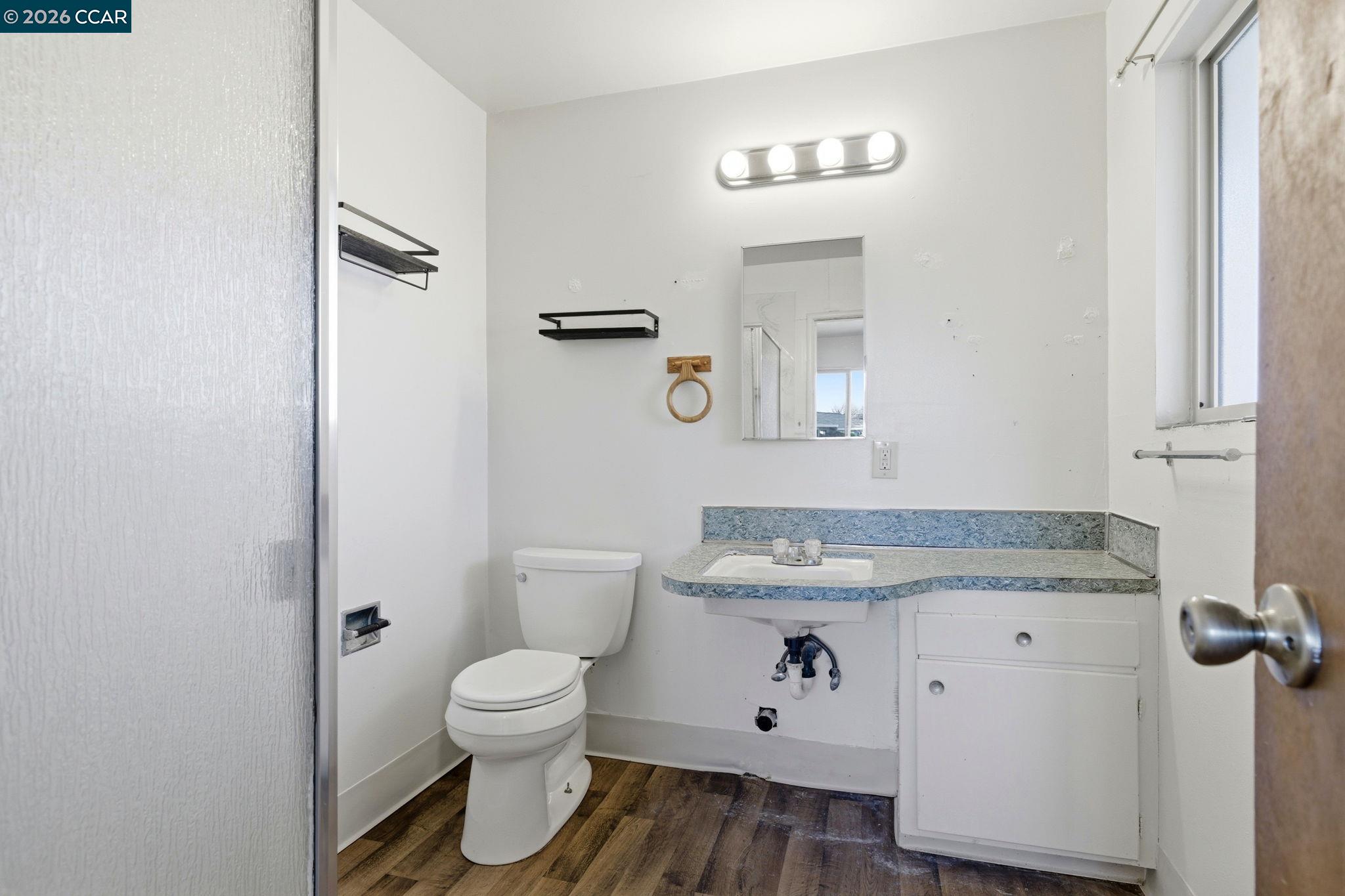 Detail Gallery Image 11 of 19 For 1181 Aspen Dr, Concord,  CA 94520 - 3 Beds | 2 Baths