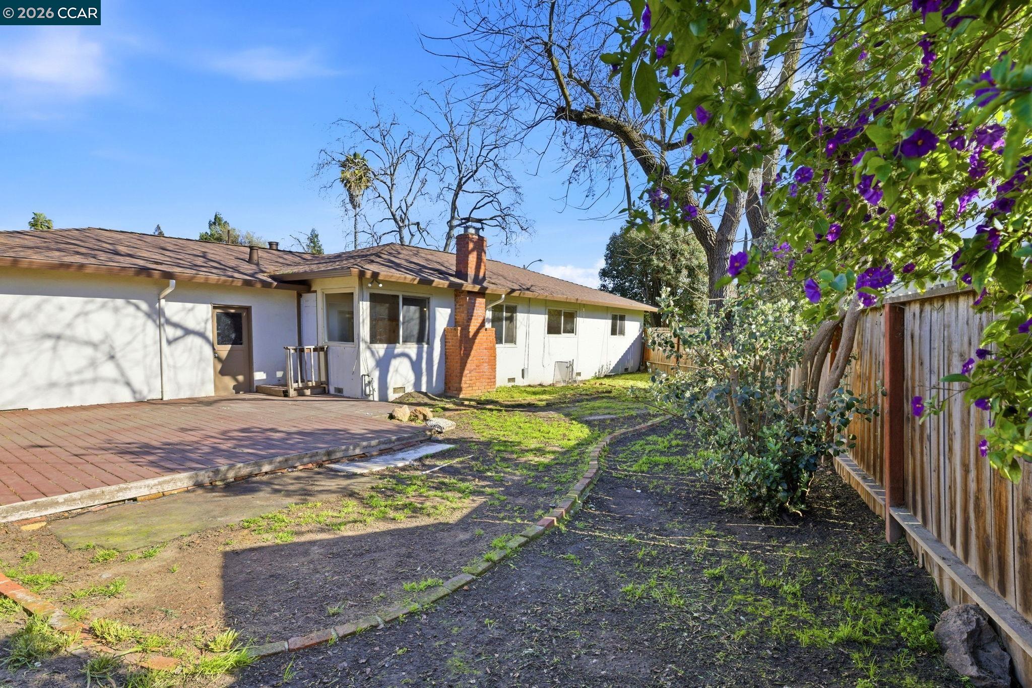 Detail Gallery Image 14 of 19 For 1181 Aspen Dr, Concord,  CA 94520 - 3 Beds | 2 Baths