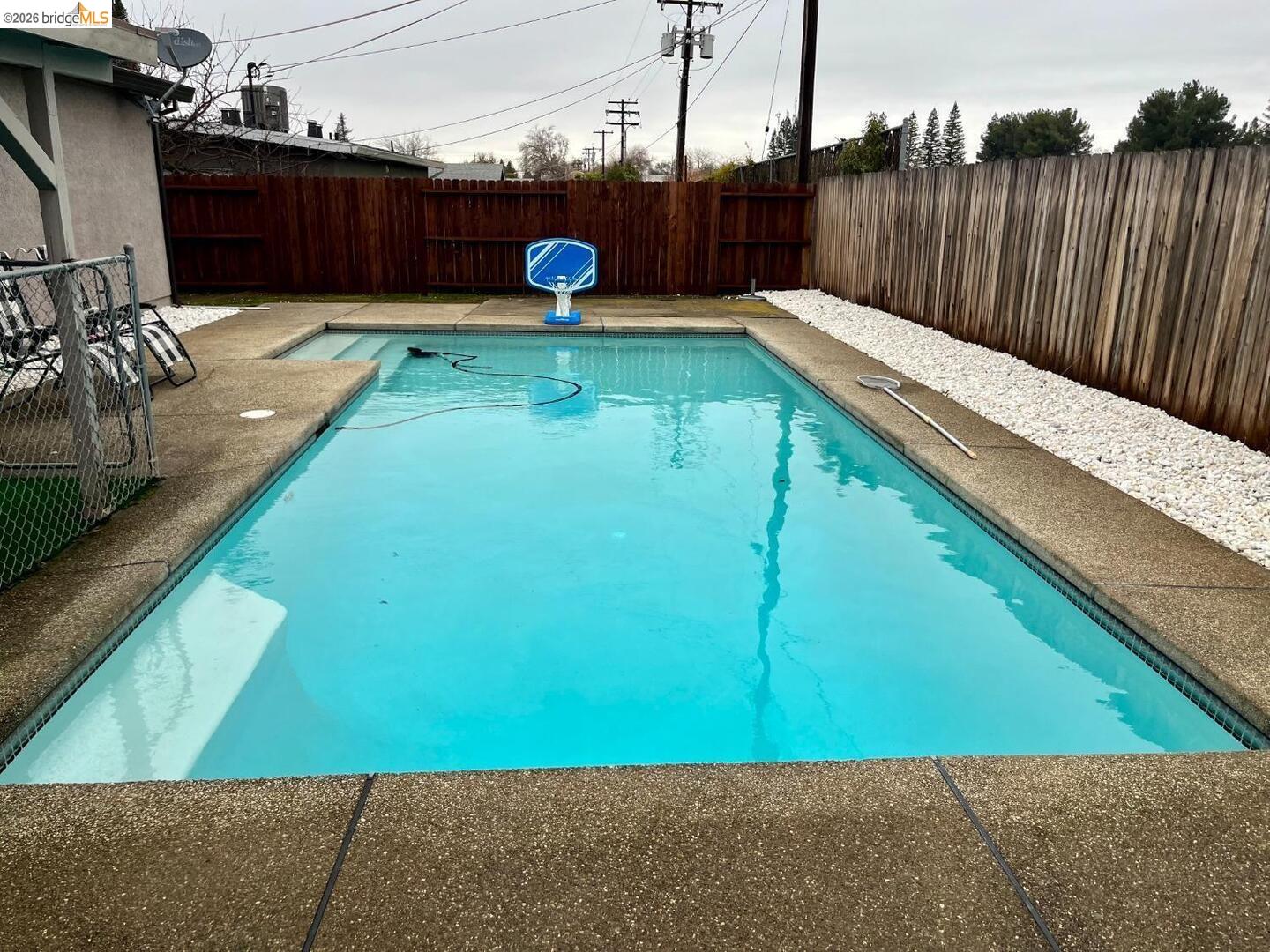 Detail Gallery Image 13 of 18 For 3839 Moonbeam Dr, Sacramento,  CA 95827 - 3 Beds | 1 Baths