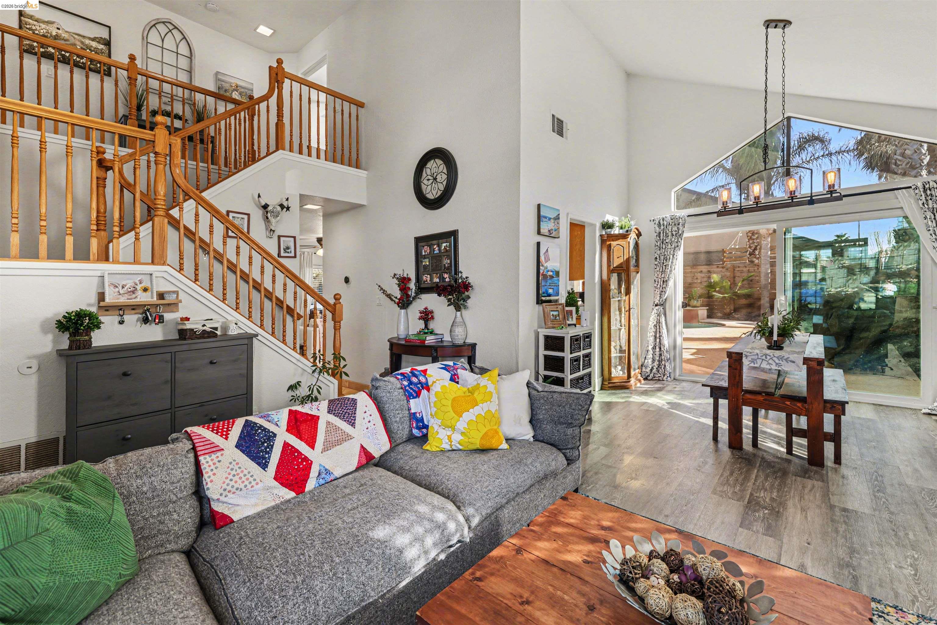 Detail Gallery Image 14 of 52 For 2110 Largo Ct, Discovery Bay,  CA 94505 - 3 Beds | 2/1 Baths