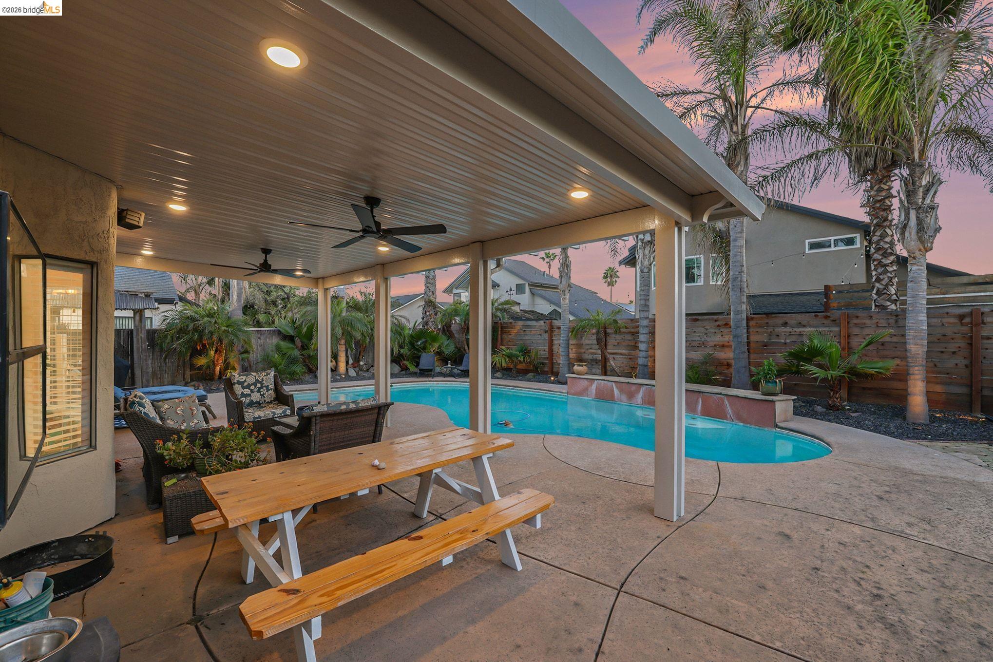 Detail Gallery Image 31 of 52 For 2110 Largo Ct, Discovery Bay,  CA 94505 - 3 Beds | 2/1 Baths