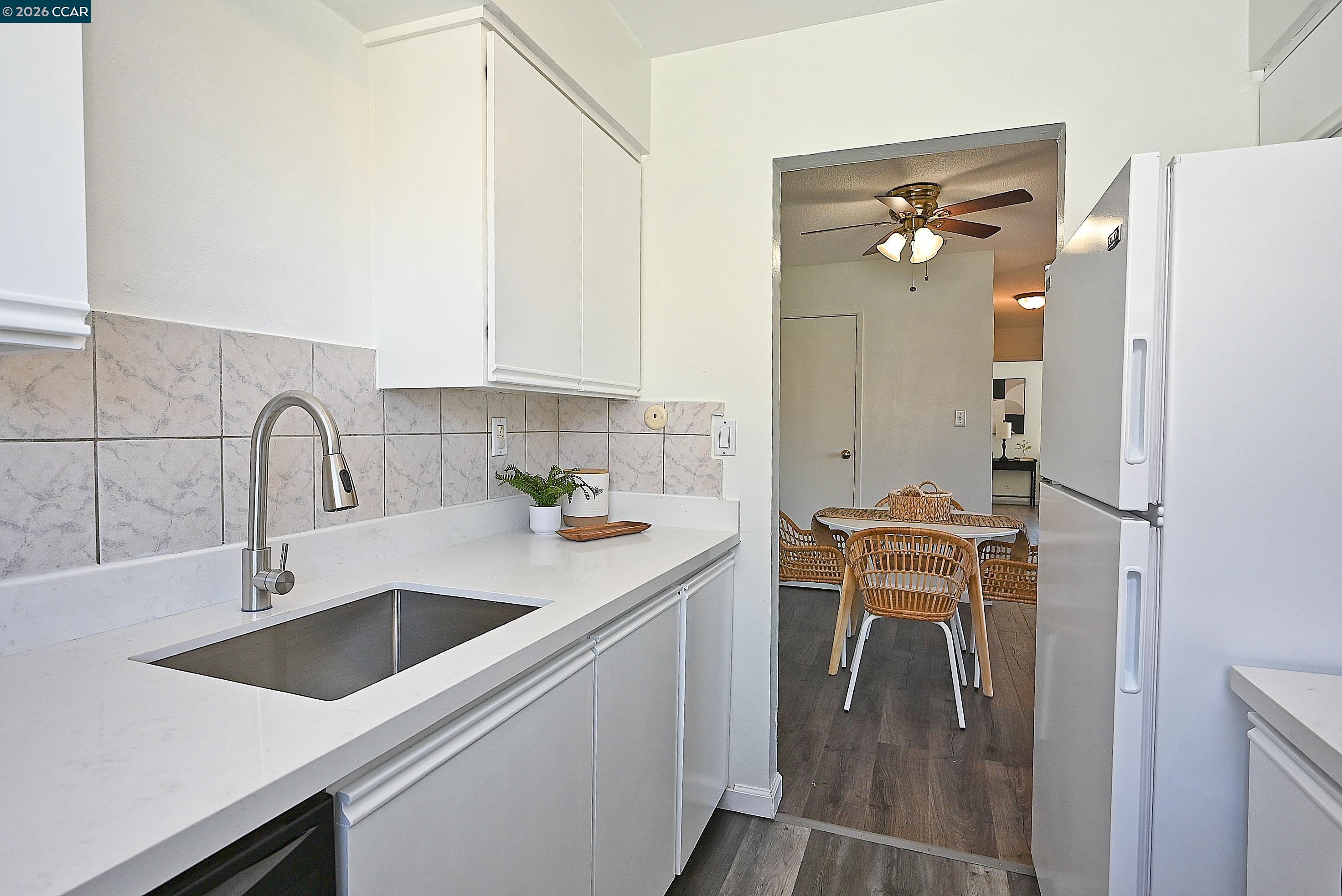 Photo #15: 41126150 Listing: Photo #15