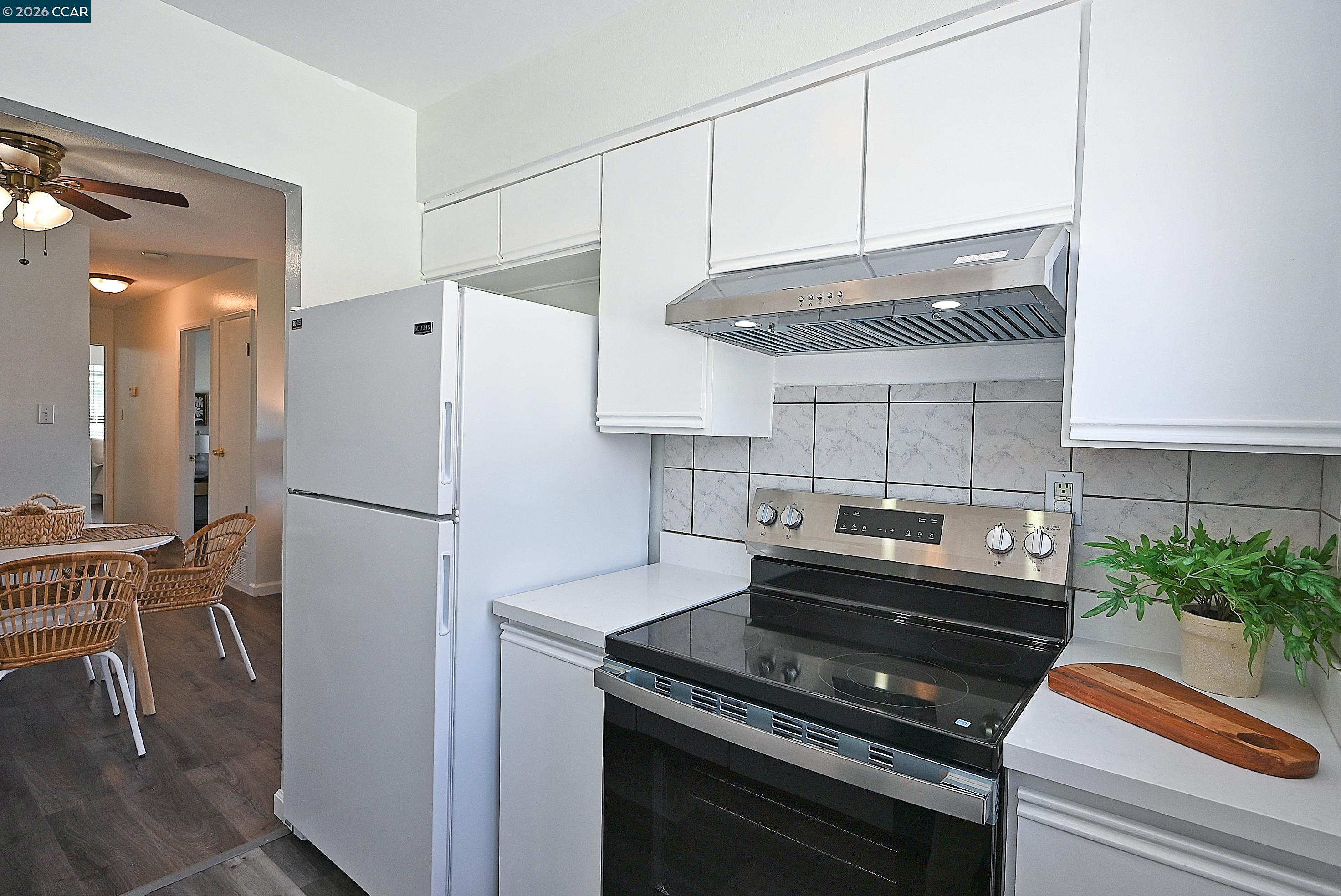 Photo #16: 41126150 Listing: Photo #16