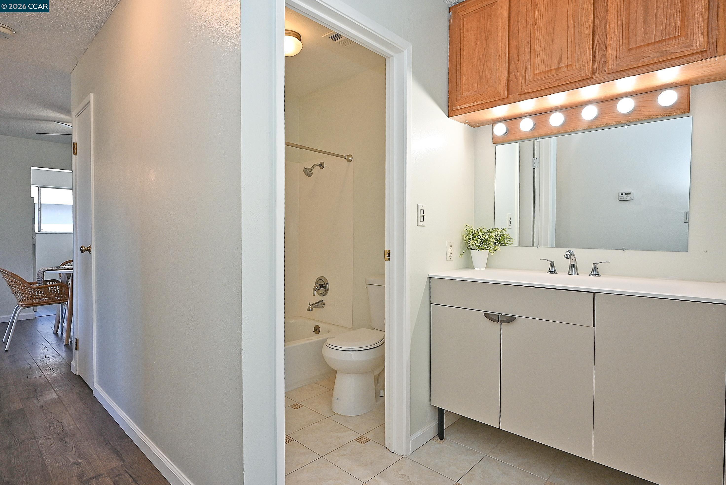 Photo #20: 41126150 Listing: Photo #20