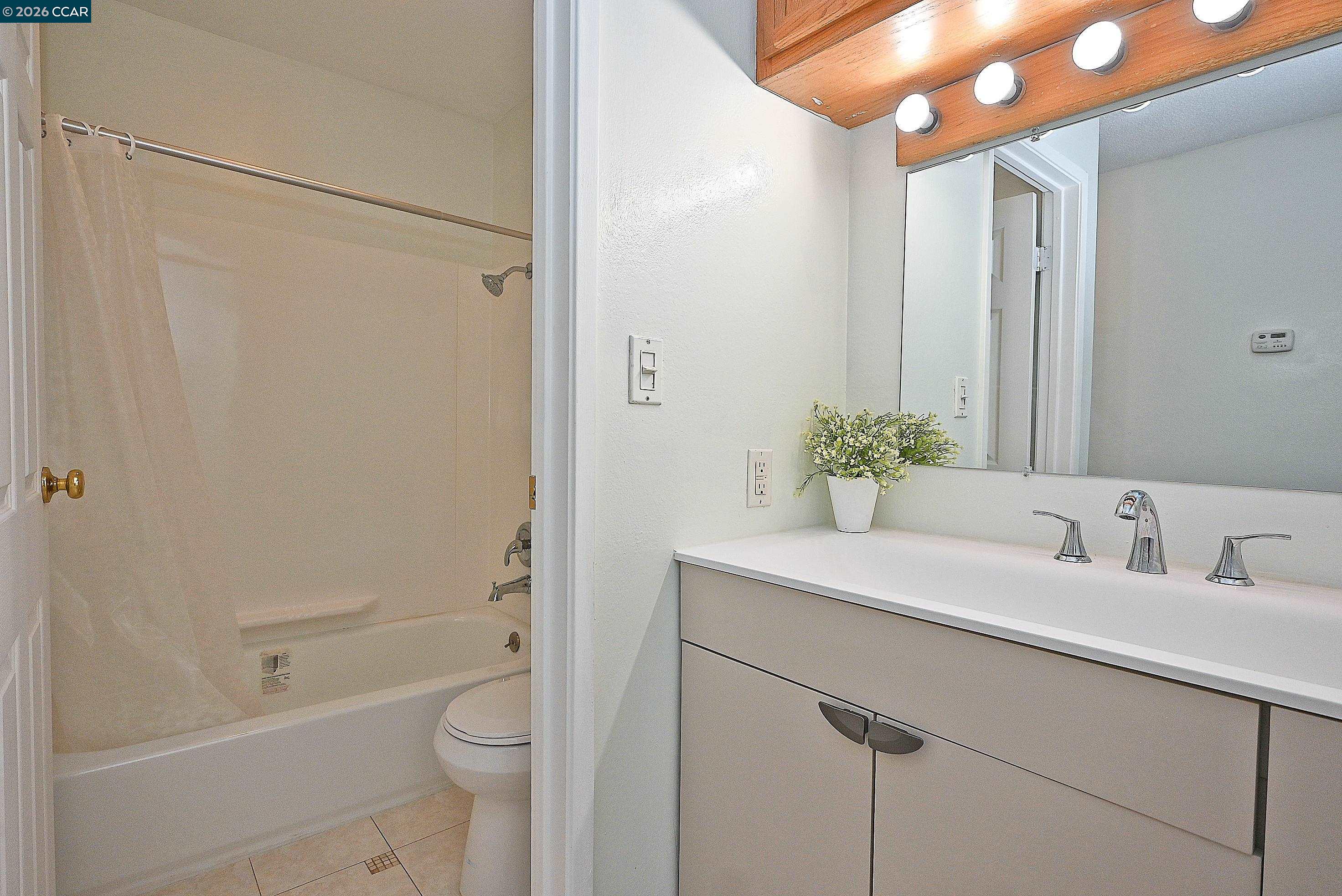 Photo #21: 41126150 Listing: Photo #21