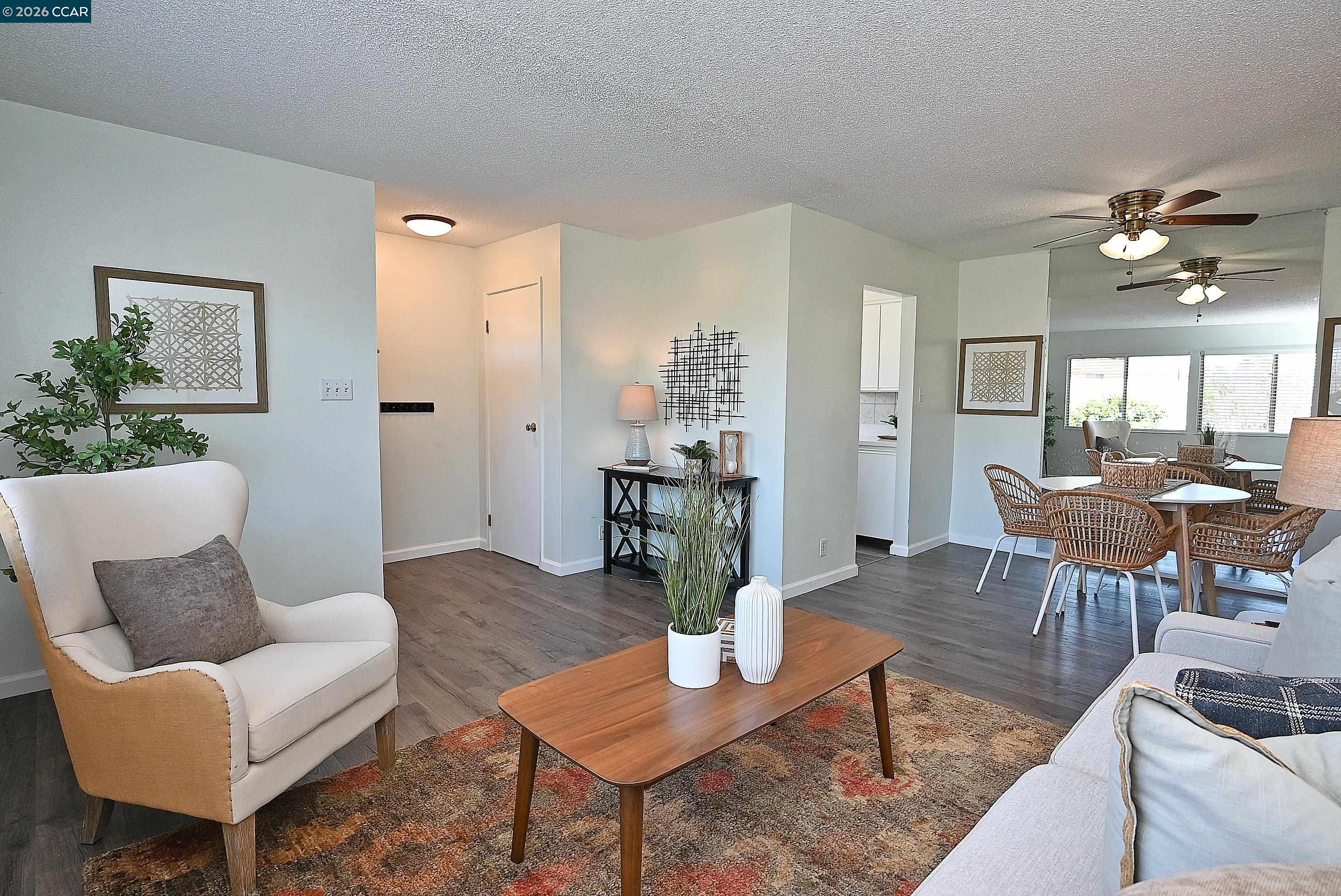 Photo #9: 41126150 Listing: Photo #9