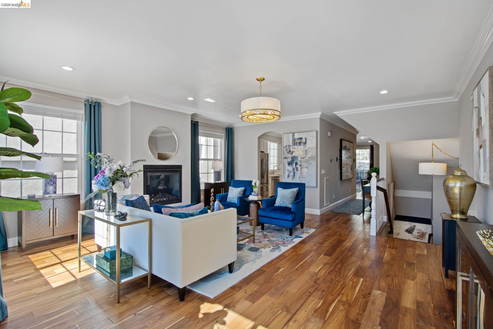 Photo #2: 41126151 Listing: Photo #2