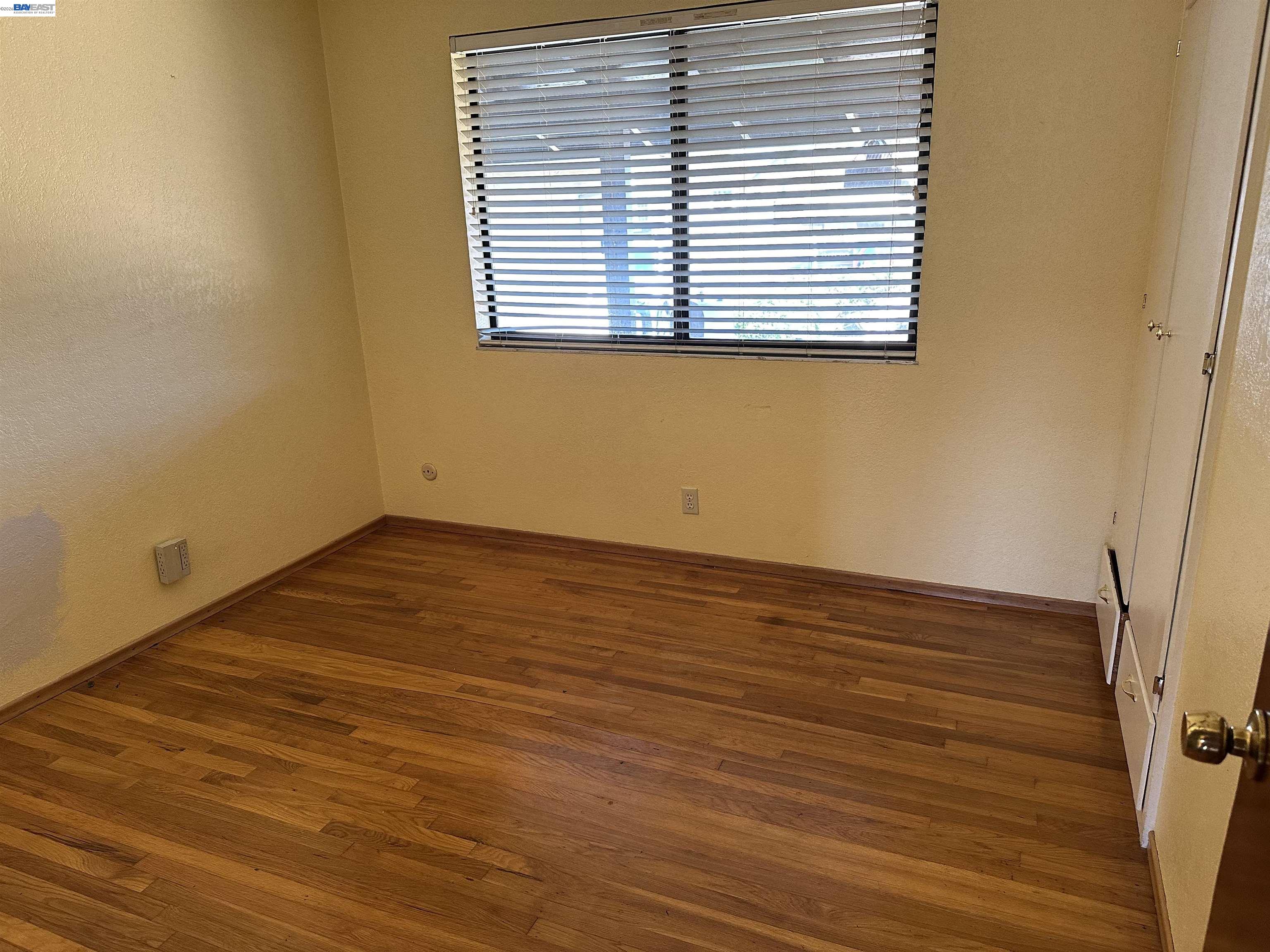 Detail Gallery Image 10 of 12 For 5671 Coral Ct, Fremont,  CA 94538 - 4 Beds | 2 Baths