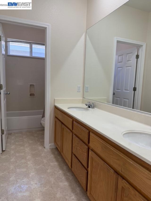 Detail Gallery Image 17 of 20 For 3111 Jerrold Zanzi Ln, Tracy,  CA 95377 - 5 Beds | 3 Baths