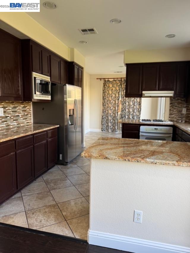 Detail Gallery Image 5 of 20 For 3111 Jerrold Zanzi Ln, Tracy,  CA 95377 - 5 Beds | 3 Baths