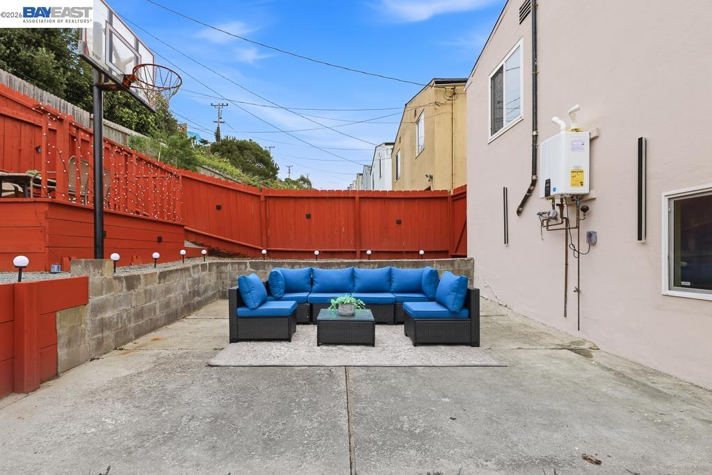 Detail Gallery Image 44 of 60 For 168 Belcrest Ave, Daly City,  CA 94015 - 3 Beds | 3 Baths