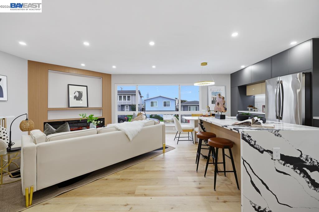 Detail Gallery Image 6 of 60 For 168 Belcrest Ave, Daly City,  CA 94015 - 3 Beds | 3 Baths