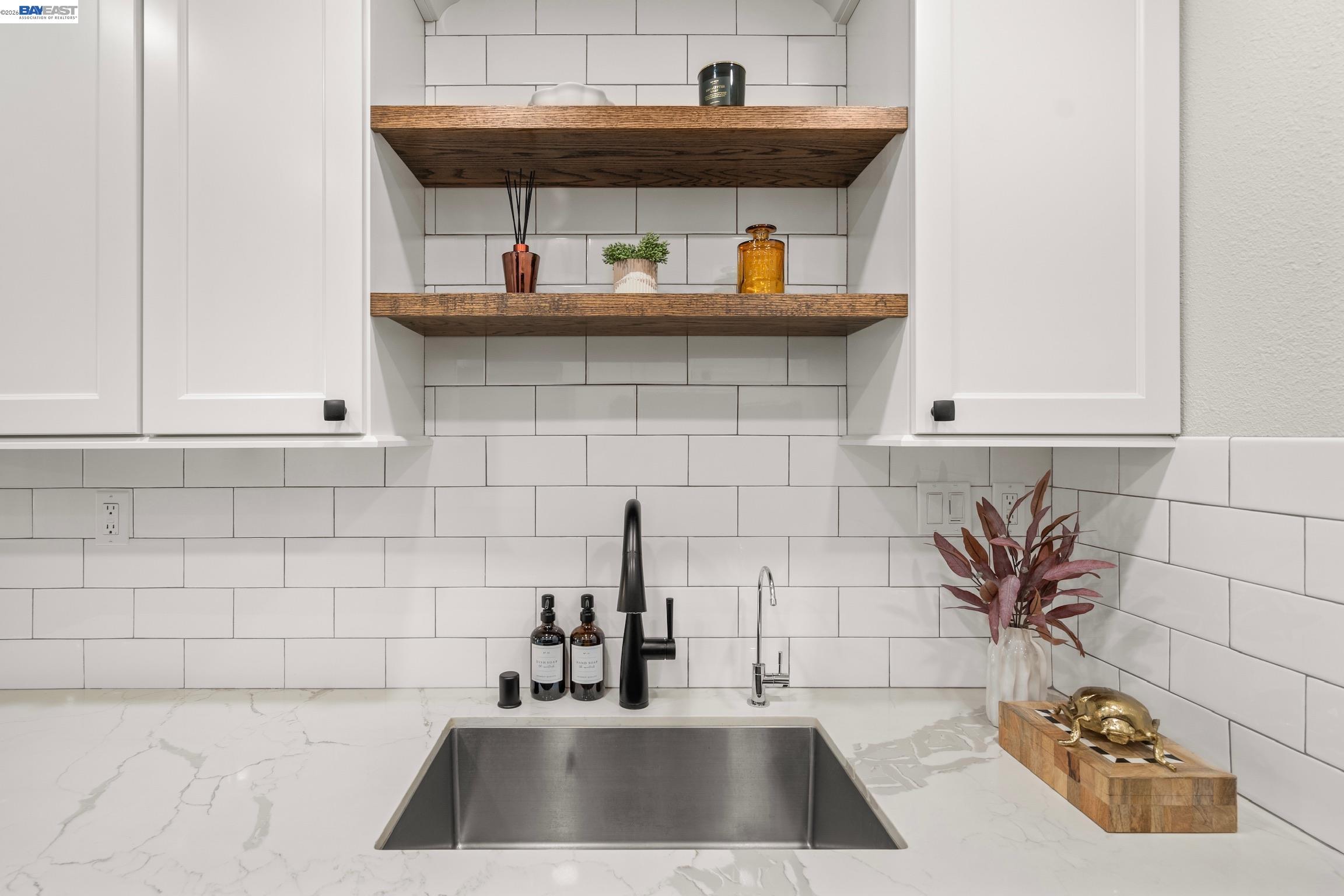 Photo #9: 41126159 Listing: Photo #9