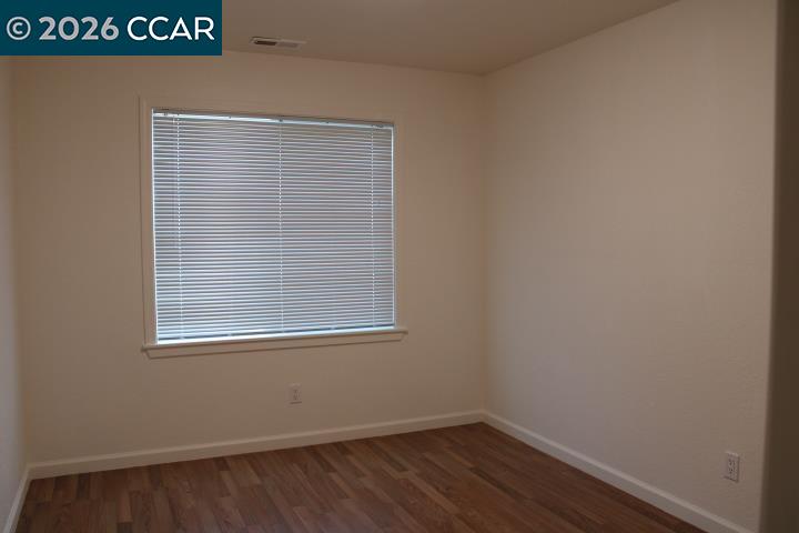 Detail Gallery Image 10 of 18 For 827 33rd St #827,  Richmond,  CA 94804 - 2 Beds | 1 Baths