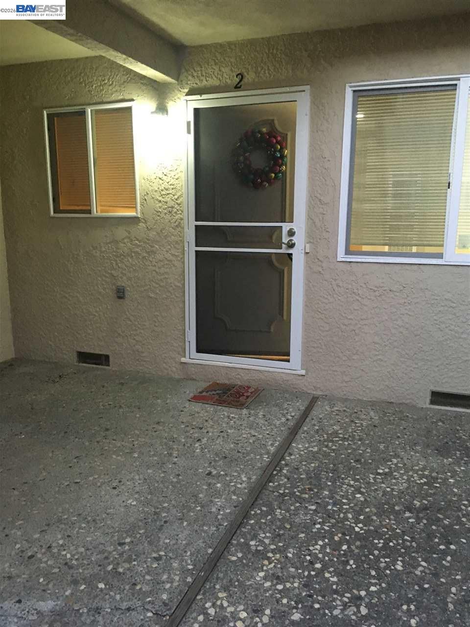 Detail Gallery Image 2 of 12 For 1581 Mendenhall Dr #2,  San Jose,  CA 95130 - 1 Beds | 1 Baths