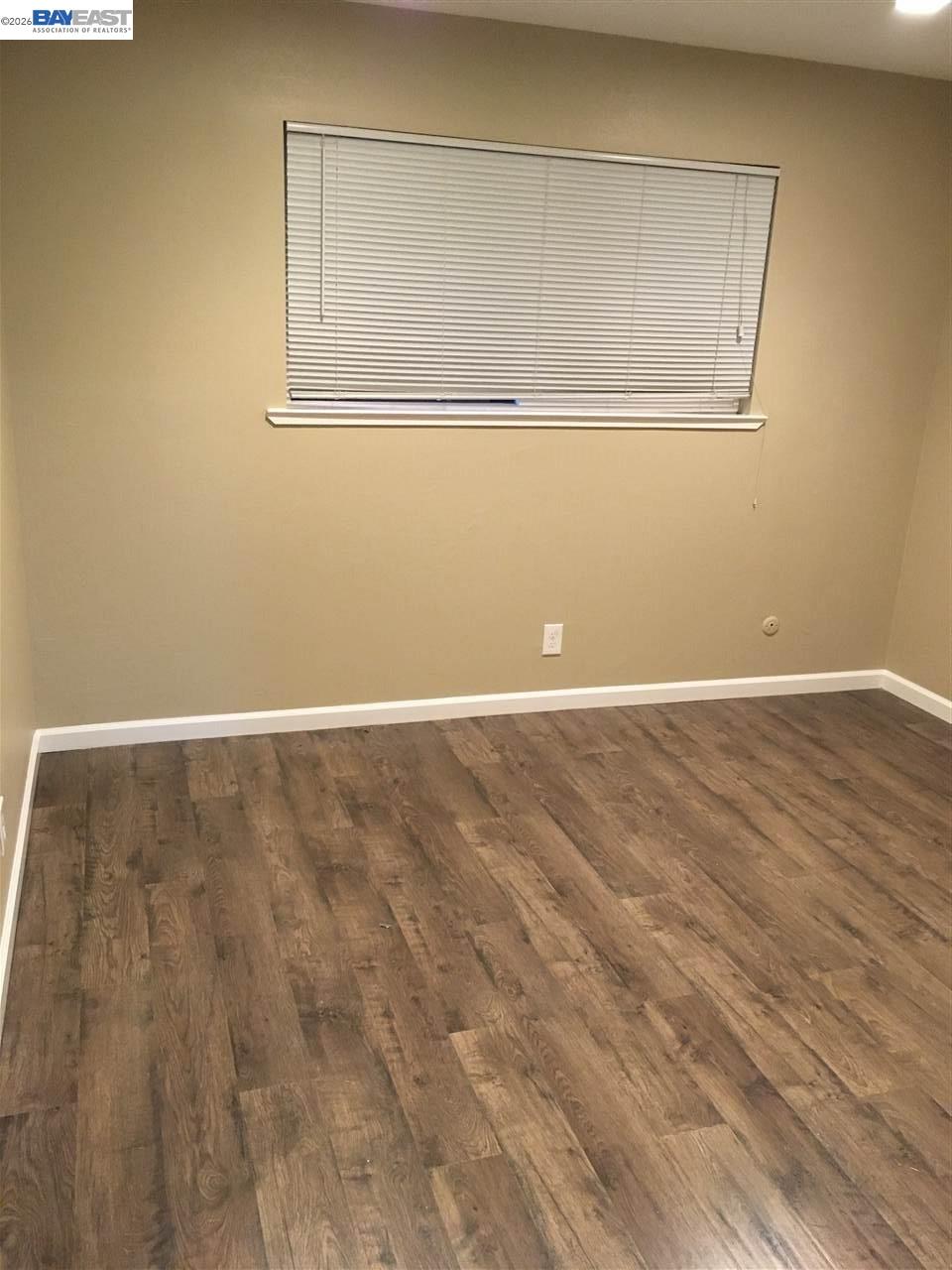 Detail Gallery Image 4 of 12 For 1581 Mendenhall Dr #2,  San Jose,  CA 95130 - 1 Beds | 1 Baths