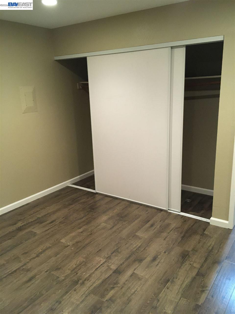 Detail Gallery Image 5 of 12 For 1581 Mendenhall Dr #2,  San Jose,  CA 95130 - 1 Beds | 1 Baths