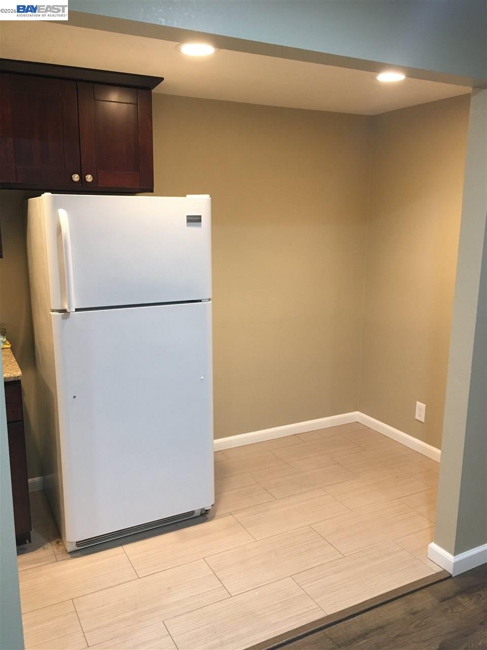 Detail Gallery Image 6 of 12 For 1581 Mendenhall Dr #2,  San Jose,  CA 95130 - 1 Beds | 1 Baths