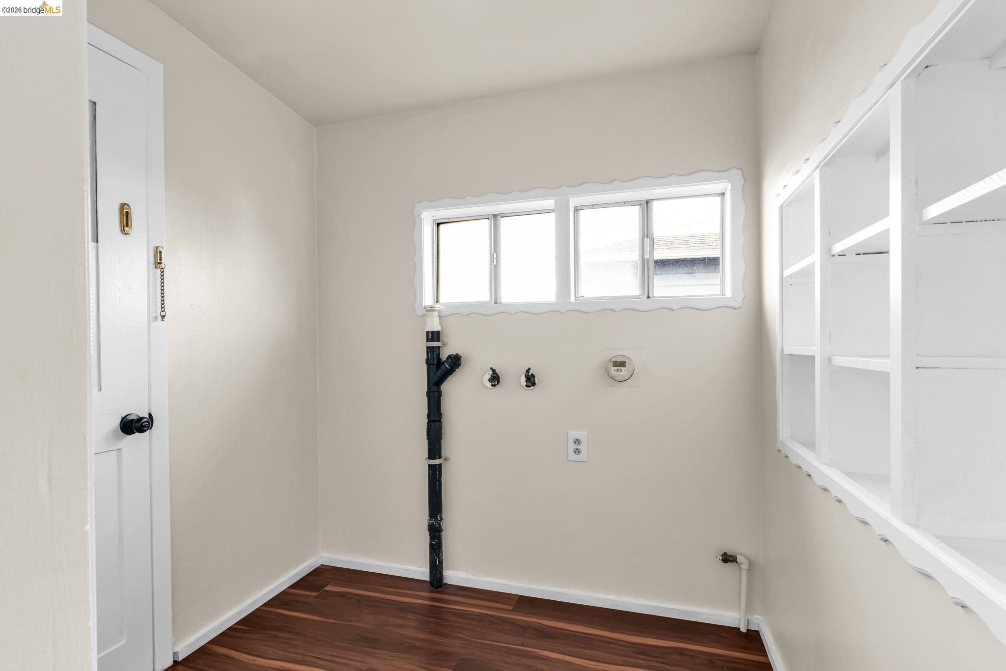 Detail Gallery Image 28 of 43 For 4215 Nevin Ave, Richmond,  CA 94805 - 2 Beds | 2 Baths