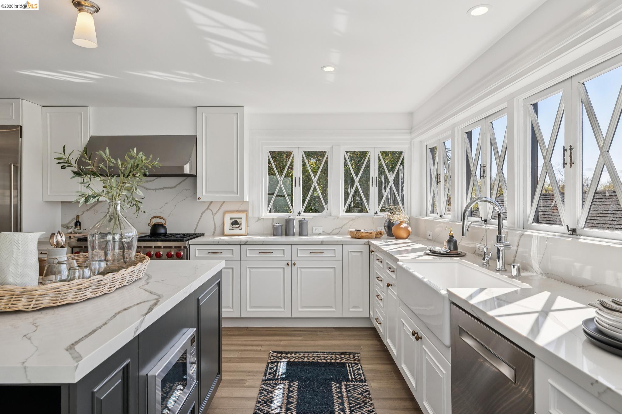 Detail Gallery Image 16 of 59 For 231 Bonita Ave, Piedmont,  CA 94611 - 4 Beds | 5 Baths