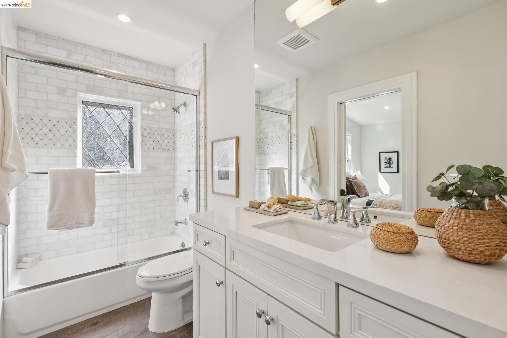 Detail Gallery Image 21 of 59 For 231 Bonita Ave, Piedmont,  CA 94611 - 4 Beds | 5 Baths