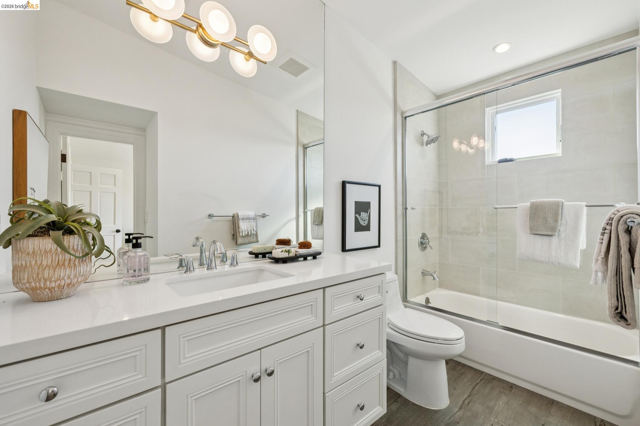 Detail Gallery Image 39 of 59 For 231 Bonita Ave, Piedmont,  CA 94611 - 4 Beds | 5 Baths