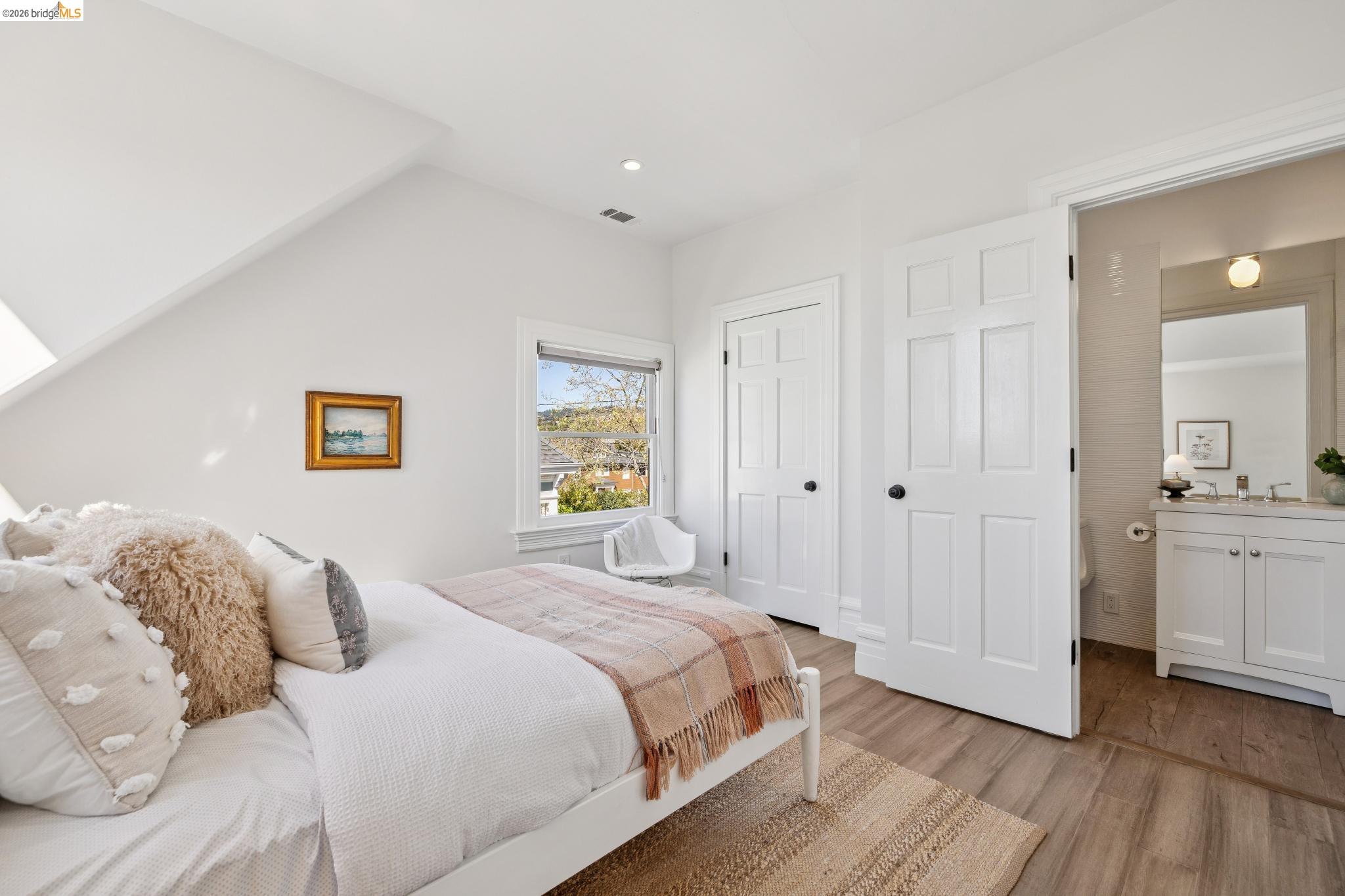 Detail Gallery Image 41 of 59 For 231 Bonita Ave, Piedmont,  CA 94611 - 4 Beds | 5 Baths